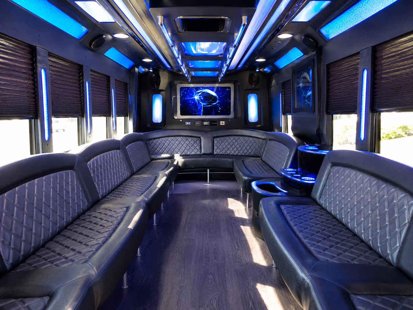 georgetown 28 passenger party bus inside